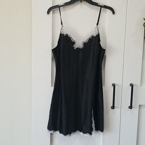 Sz L Victoria's Secret Slip